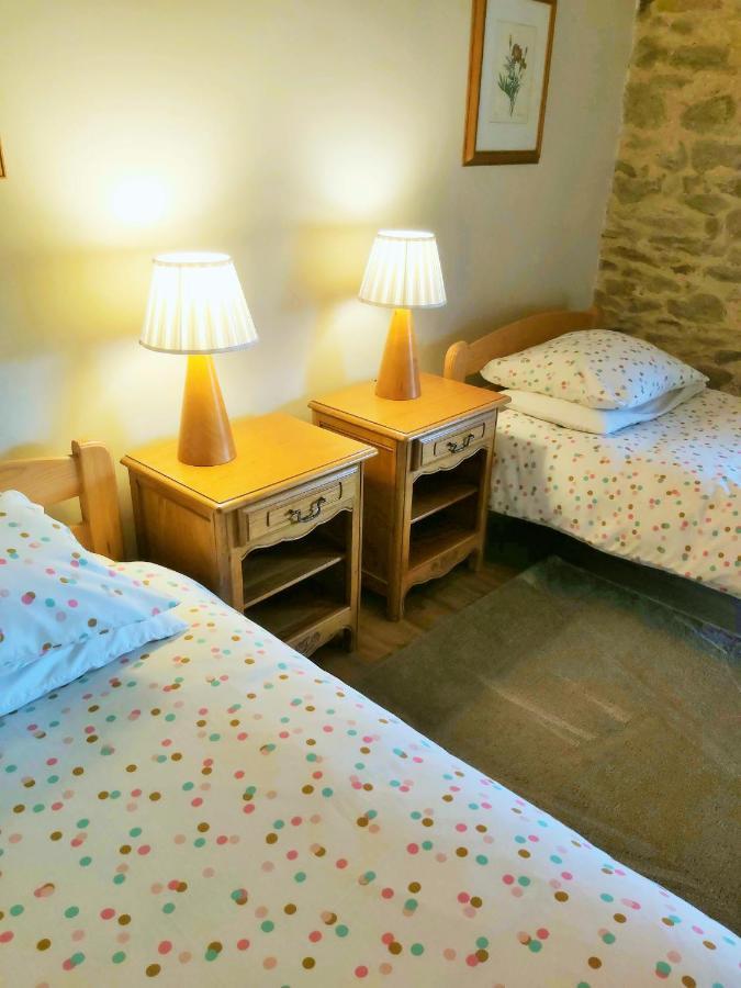 Beautiful 2 Bed Cottage With Swimming Pool Pageas Exterior foto