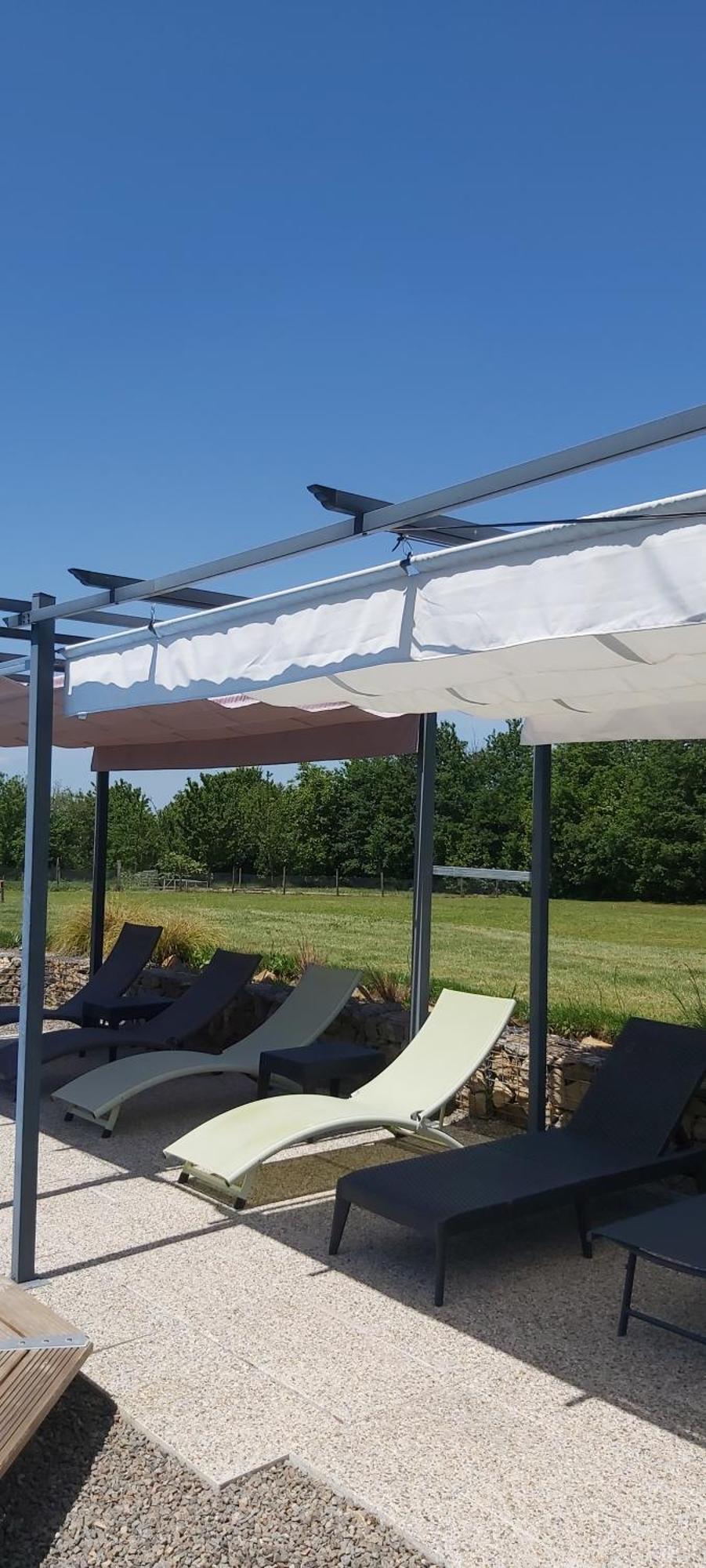 Beautiful 2 Bed Cottage With Swimming Pool Pageas Exterior foto